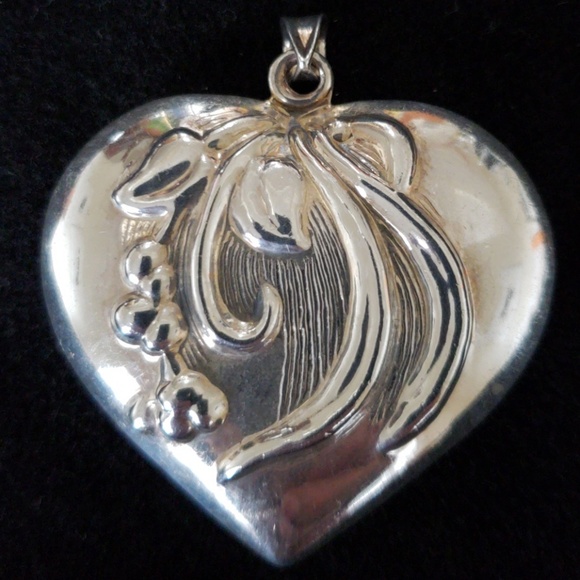 Not Rated Jewelry - VTG Sterling Art Nouveau large puffy heart pendant